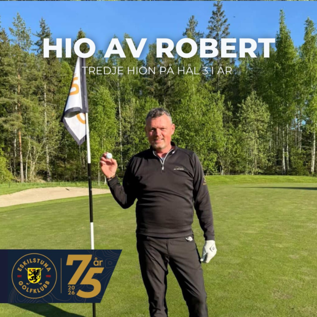 💥⛳ Det händer igen – och den här gången var det vår egen banchef!
Igår slog Robert Jonsson till med en fantastisk hole in one på hål 3 – vilket dessutom var årets tredje HIO på just det hålet. 🎯👏

Greenen på hål 3 omringas av två lockande bunkrar som gärna straffar minsta miss, men Robert hade andra planer än att besöka sanden… rakt i koppen istället! 😄

Stort grattis Robert till en riktig fullträff ⭐
Och ja – HIO-tavlan fick han redan i morse! 😎
#eskilstunagolfklubb #meränbaraengolfklubb #hiofeber2026