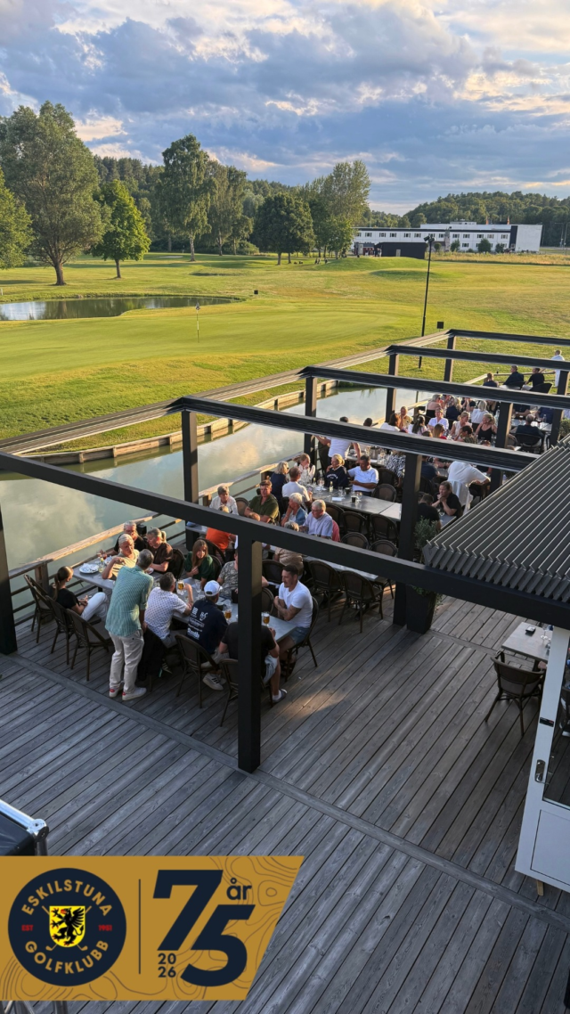 ⛳️☀️ Äntligen fick vi spela golf i strålande sommarväder!
Idag avgjordes den näst sista tävlingen under Eskilstunaveckan – Irish Rumble. Solen visade sig från sin bästa sida och deltagarna bjöds på en fantastisk dag på banan.
Dagens resultat höll dessutom riktigt hög klass!

🏆 A-klassen
Erik Sahlin, Oscar Gisslander, Felix Björk och William Wikman vann på imponerande 20 slag under par. Stort grattis till en fantastisk laginsats!
🏆 B-klassen
Marcus Skogsmo, Anette Holmqvist, Anders Holmqvist och Ludvig Holmqvist vann på strålande 21 slag under par. Vilken runda – stort grattis!

Dagens sidotävlingar bjöd också på imponerande precision:
🎯 Närmast hål, hål 3: Albin Kun – 55 cm
🎯 Närmast hål, hål 18: Markus Gunnerfjäll – 54 cm
Vilka prickskyttar! 👏

💥 Längsta drive, herrar, hål 15: Oscar Gisslander
💥 Längsta drive, damer, hål 8: Maria Brostedt
Stort grattis till alla pristagare och tack till alla deltagare för ännu en härlig dag under Eskilstunaveckan!

Imorgon är det dags för den stora avslutningen – Grand Final! Då väntar fyrmannascramble, sponsrad av Tuna Entreprenad. Vi ser fram emot att avsluta årets Eskilstunavecka tillsammans med ännu en fantastisk golfdag.

Vi ses på banan! ⛳💚
#eskilstunagolfklubb #meränbaraengolfklubb