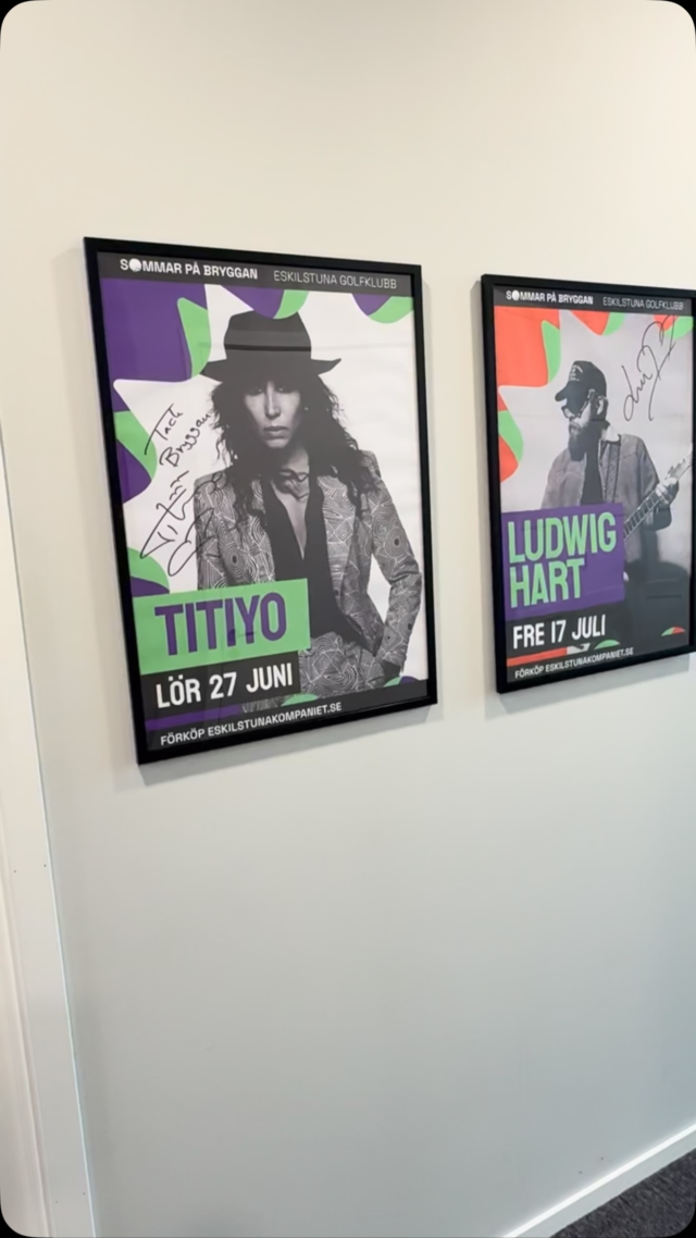 På fredag fyller vi upp vår vägg på kontoret med ännu en plansch och då med @mrtommynilsson Vi ser fram emot en härlig kväll på bryggan! Du kommer väl? 🎶
#eskilstunagolfklubb #meränbaraengolfklubb #sommarpåbryggan #bistrobryggan