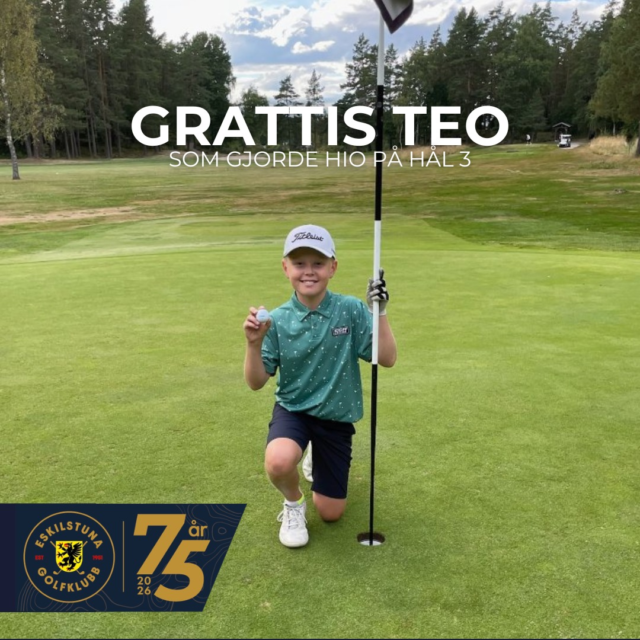 🎯⛳ DEN GICK I!
Förra veckan var det vår medlem Teo Eriksson som fick uppleva golfdrömmen – en hole in one på hål 3! 🙌 Teo var ute och spelade med två kompisar när utslaget försvann mot greenen… och det blev snabbt dags att ta reda på om bollen faktiskt hade gått hela vägen ner i koppen.

Alvin, som spelade i samma boll, blev minst lika exalterad som Teo och drog igång kameran medan han sprang mot hålet för att dokumentera det hela. 😂📹
Och mycket riktigt – bollen låg i hål! 🏆

Stort grattis Teo till en fantastisk HIO!
#eskilstunagolfklubb #meränbaraengolfklubb #hiofeber2026